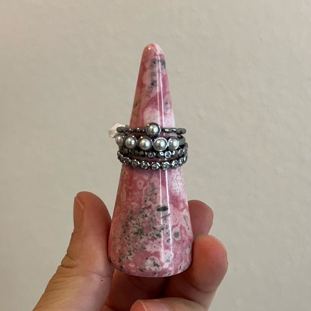 Elegant Silver and Pearl Ring Set